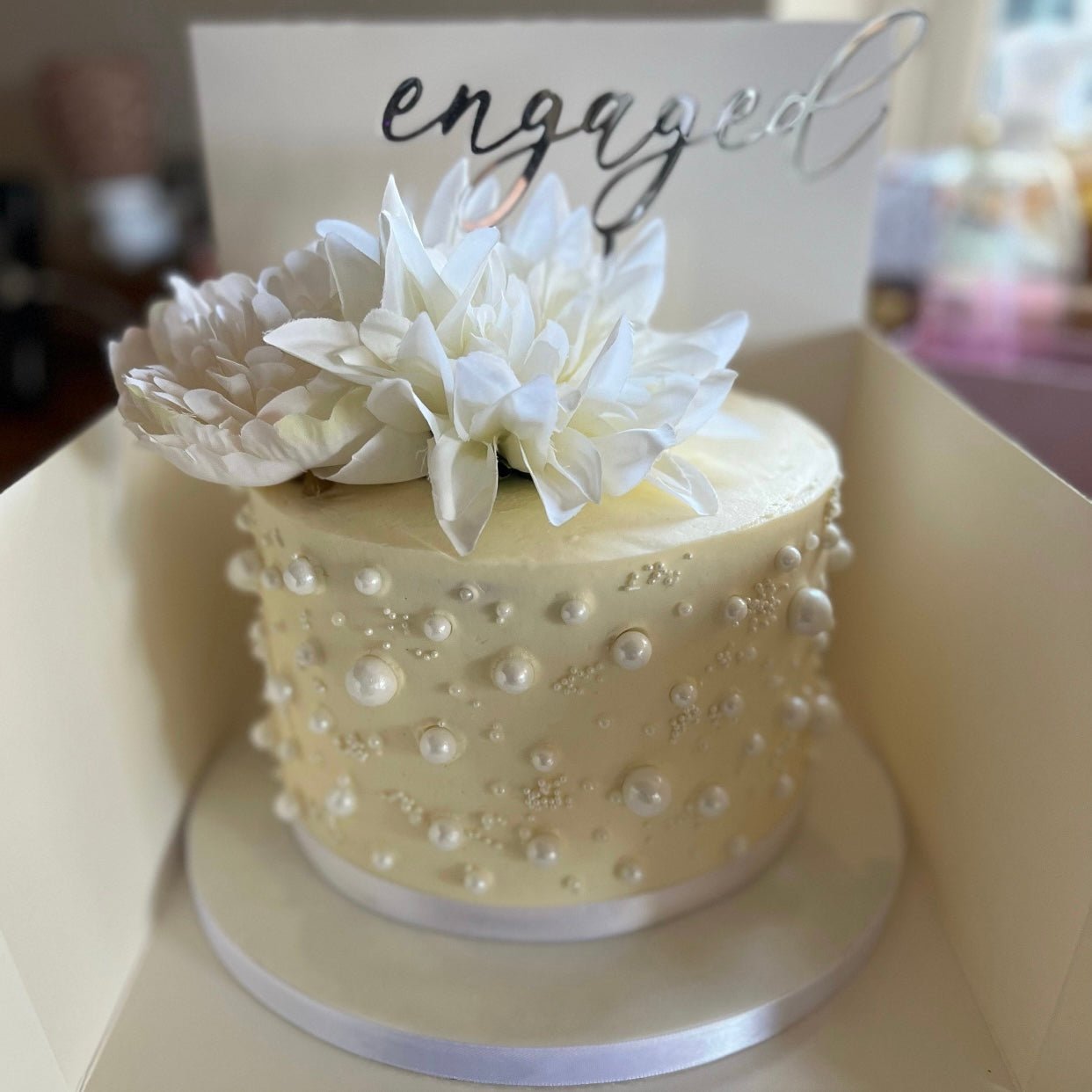 Engaged Cake Topper - Cake Topper